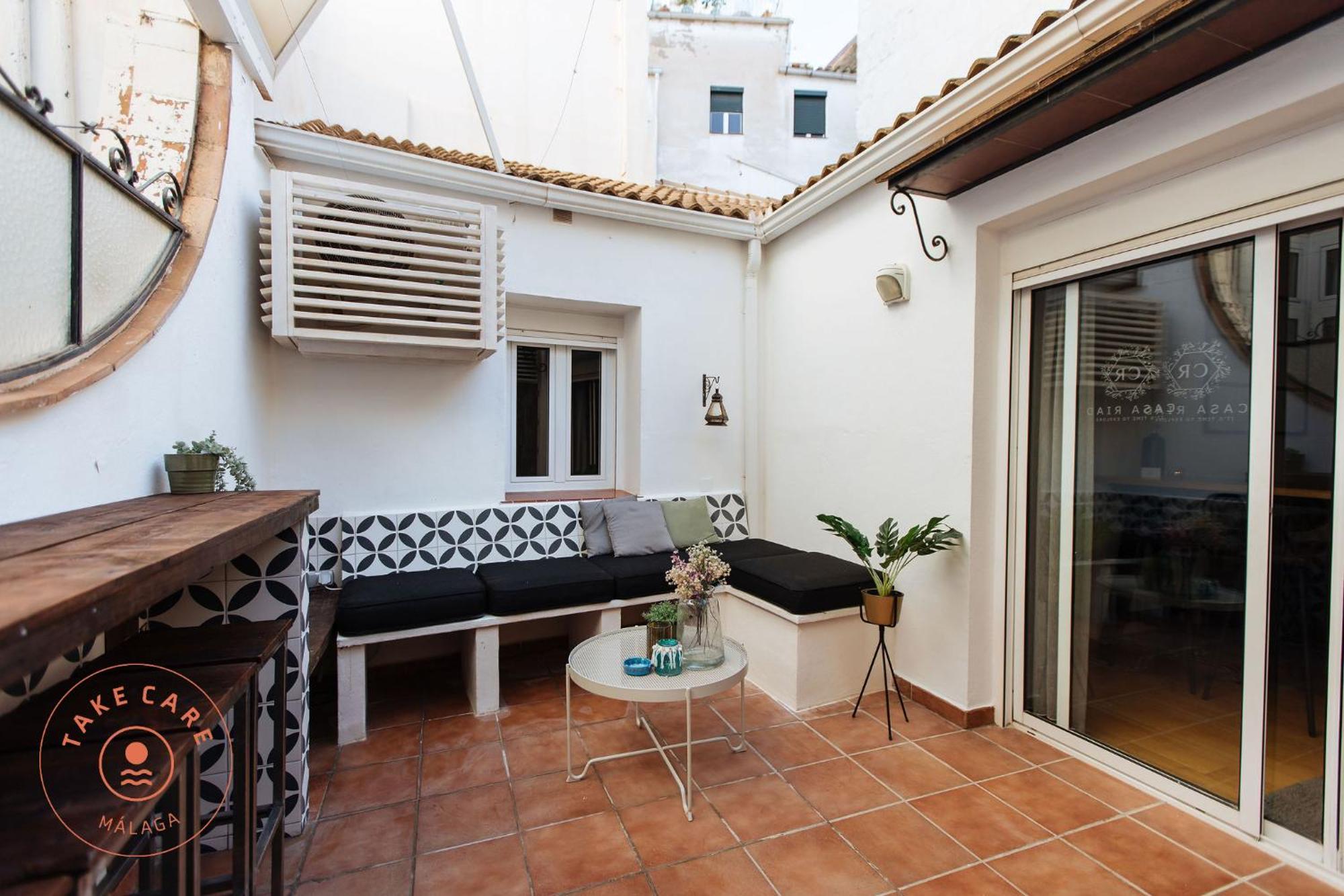 Apartment Casa Riad With Spacious Patio - Tcm Málaga Eksteriør billede